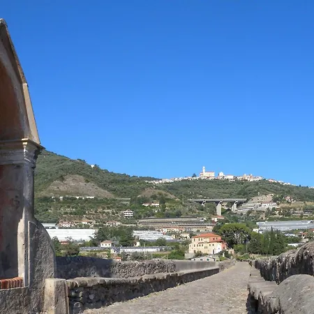 Διαμέρισμα Finestra Sulla Torre Taggia