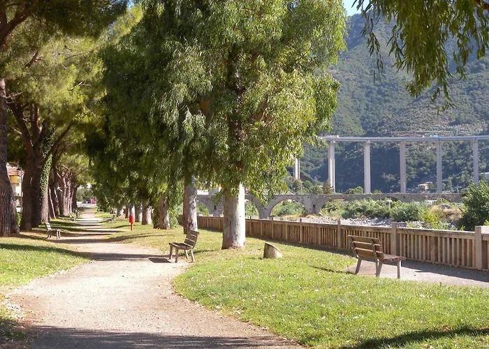 Finestra Sulla Torre Lägenhet